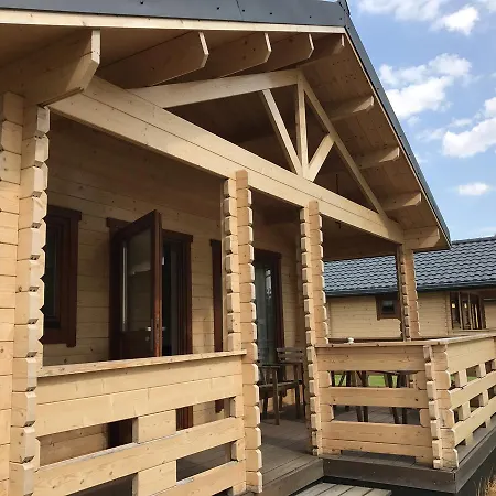 Kompleks wypoczynkowy Borowiak Szteklin