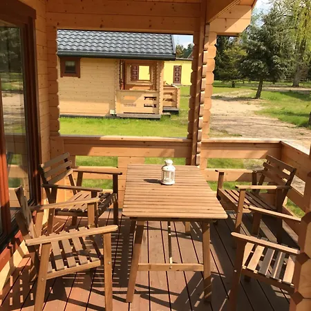 Borowiak Kompleks wypoczynkowy *