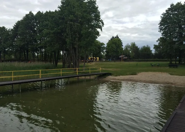 Borowiak 假日公园 *